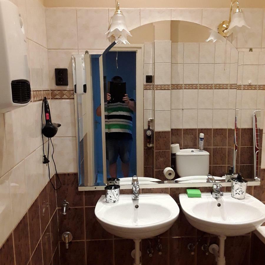 Civis Gold Apartman 德布勒森 外观 照片
